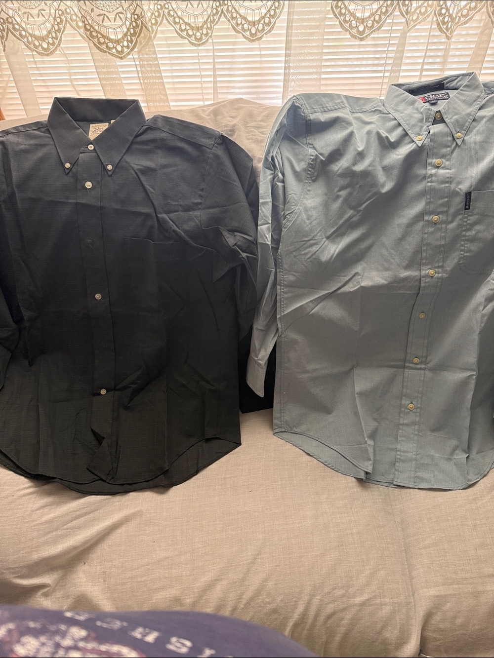 (1) king cotton & (1) chaps long sleeve blue shirts   Size medium